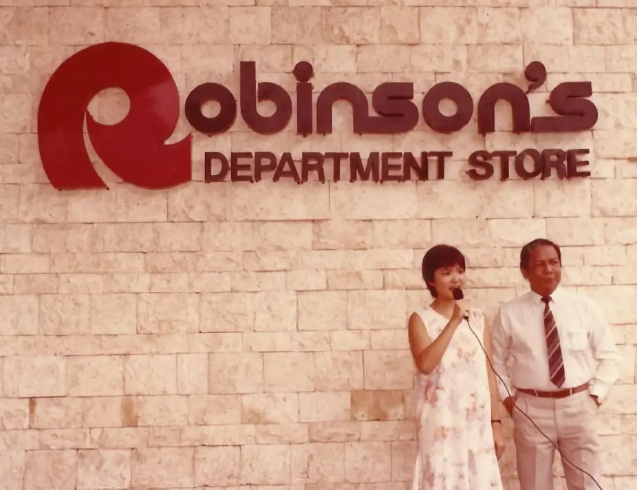 Robinsons Malls Brand Gets a Facelift